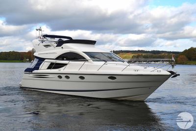 2001 Fairline Phantom 43