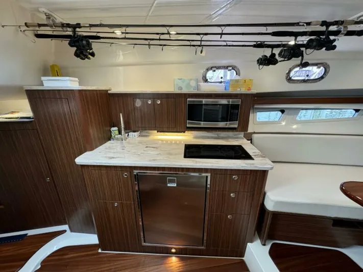  Yacht Photos Pics 2018 Pursuit Os 355 Offshore - Image 71