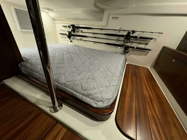  Yacht Photos Pics 2018 Pursuit Os 355 Offshore - Image 50