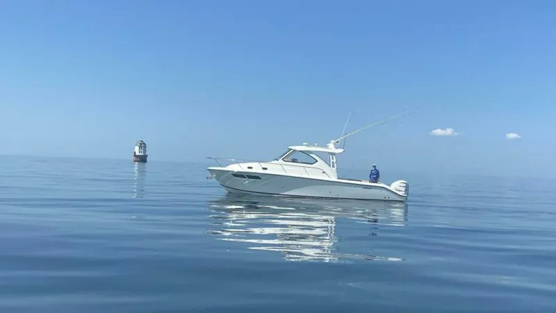  Yacht Photos Pics 2018 Pursuit Os 355 Offshore - Image 104