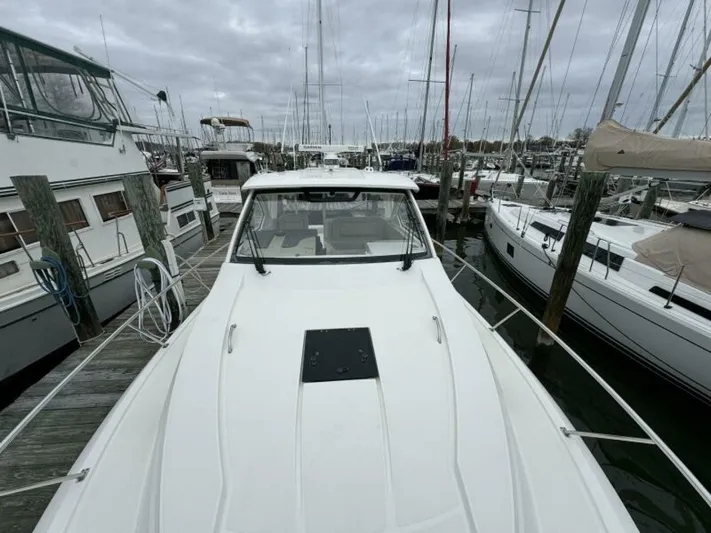  Yacht Photos Pics 2018 Pursuit Os 355 Offshore - Image 105