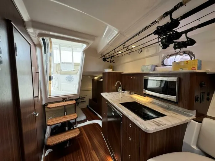  Yacht Photos Pics 2018 Pursuit Os 355 Offshore - Image 65