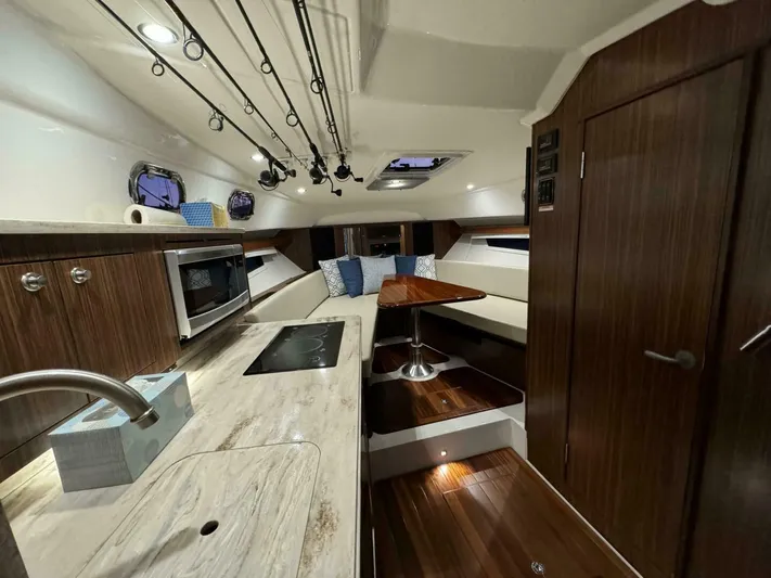  Yacht Photos Pics 2018 Pursuit Os 355 Offshore - Image 32