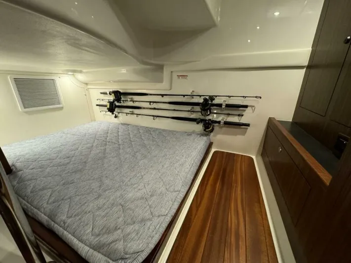  Yacht Photos Pics 2018 Pursuit Os 355 Offshore - Image 78