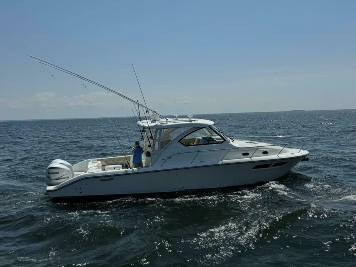  Yacht Photos Pics 2018 Pursuit Os 355 Offshore - Image 4