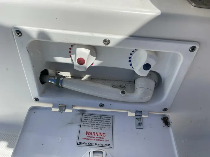  Yacht Photos Pics 2007 Rinker 350 Express Cruiser shower controls with hot and cold settings.