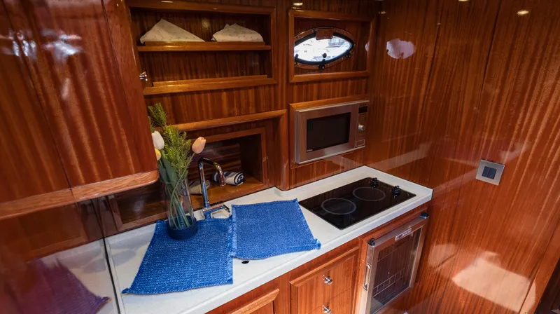  Yacht Photos Pics Luxurious kitchen area in 2023 Vento V40 Retro Classic Open boat.