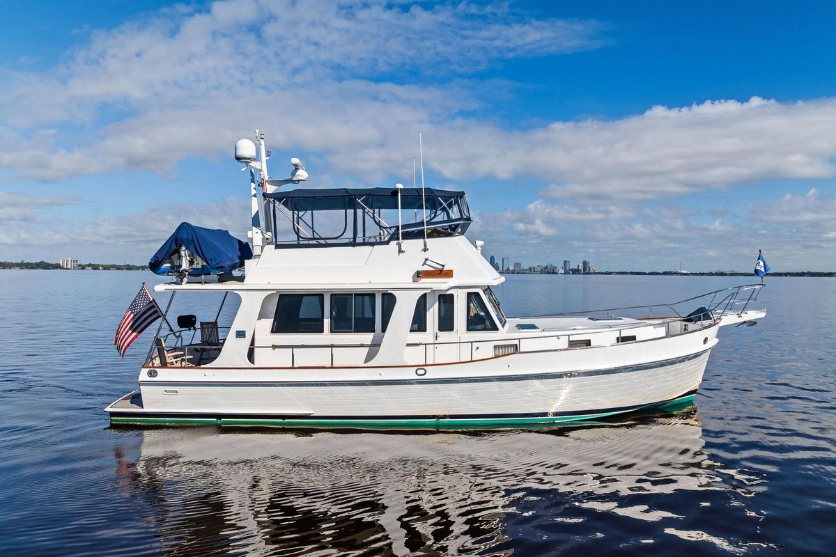 2006 Grand Banks 47 