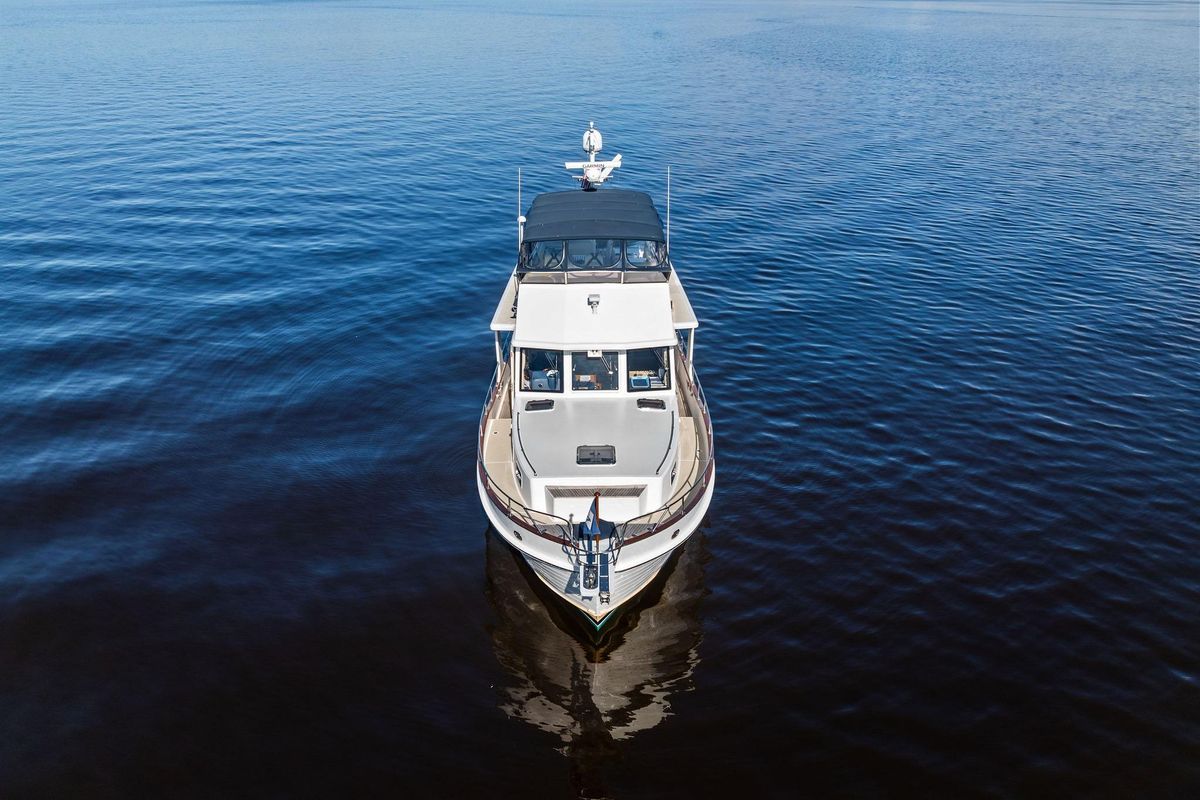 2006 Grand Banks 47 