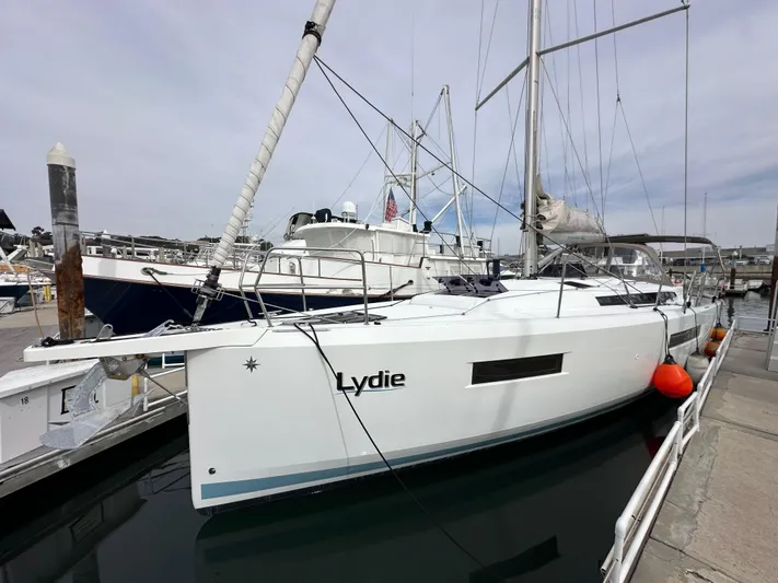 Lydie Yacht Photos Pics 