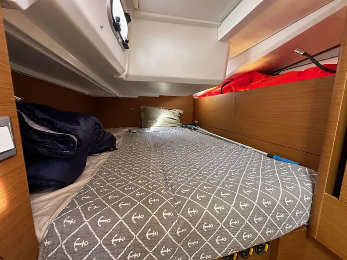 Lydie Yacht Photos Pics 