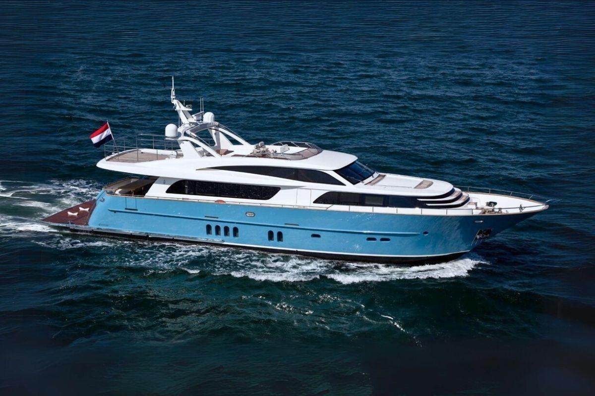 Van der Valk FLY 26