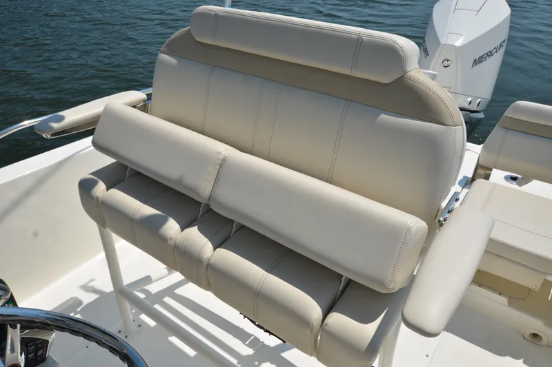 Boston Whaler 250 Yacht Photos Pics Seat Bolster