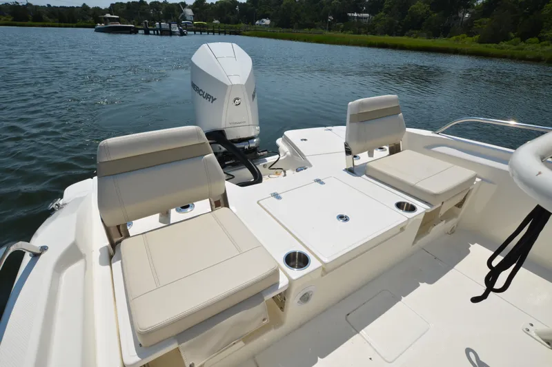 Boston Whaler 250 Yacht Photos Pics Aft Seating