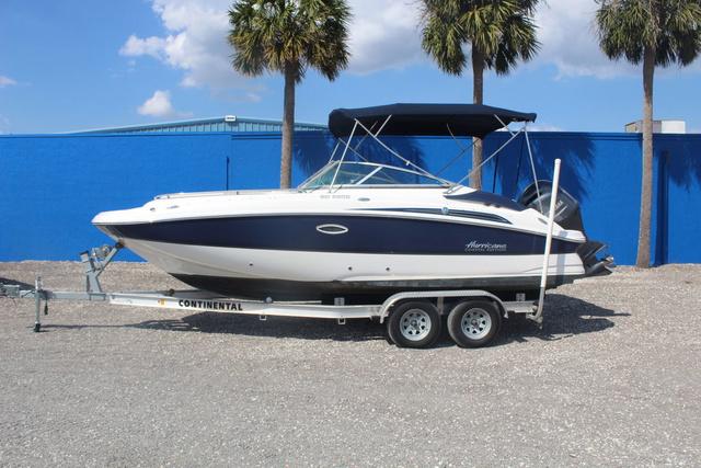 Hurricane SunDeck 2200 DC OB