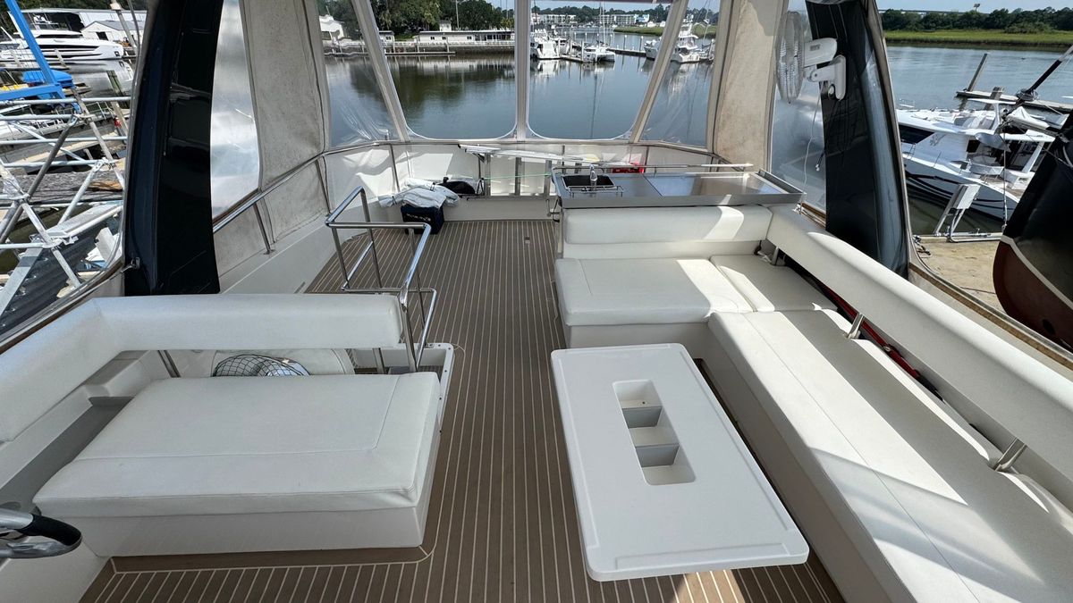 2018 Leopard 43 