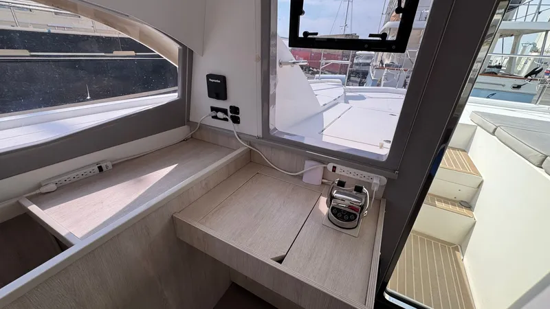 Frida Cat Yacht Photos Pics 2018 Leopard Power Cat Forward Operating System