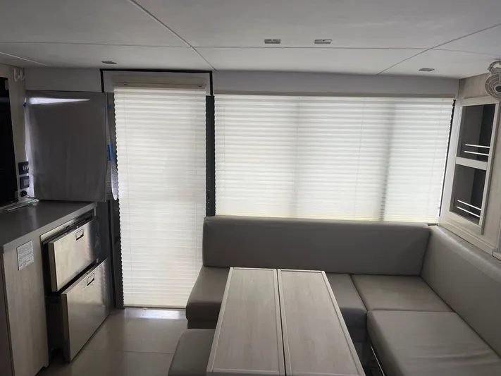 Frida Cat Yacht Photos Pics 2018 Leopard Power Cat Dinette facing aft