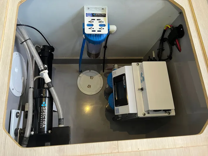 Frida Cat Yacht Photos Pics 2018 Leopard Power Cat Watermaker