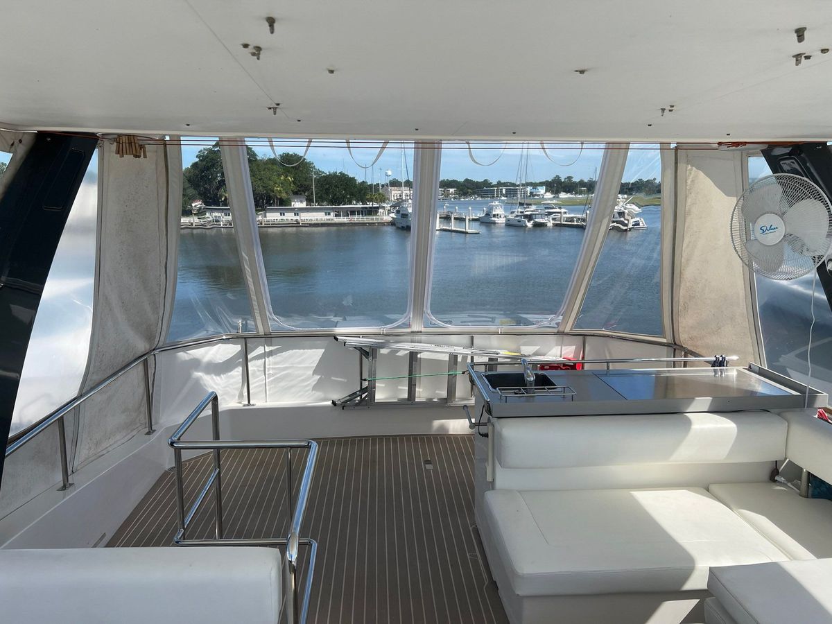 2018 Leopard 43 