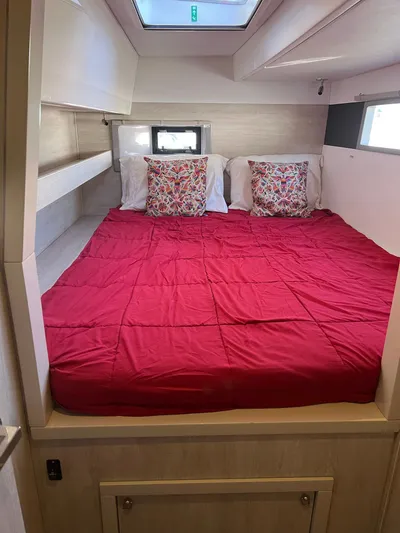 Frida Cat Yacht Photos Pics 2018 Leopard Power Cat Port Side Aft Stateroom