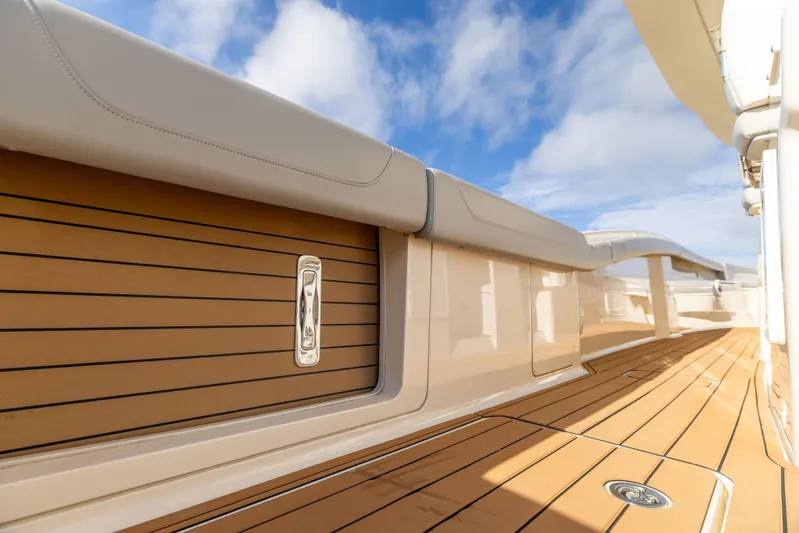 Nelli Bear Yacht Photos Pics 