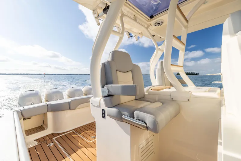 Nelli Bear Yacht Photos Pics 