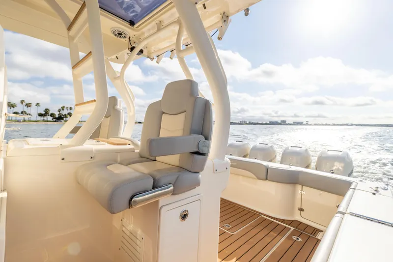 Nelli Bear Yacht Photos Pics 