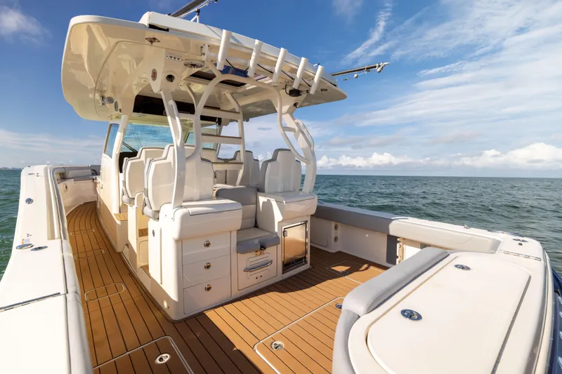 Nelli Bear Yacht Photos Pics 