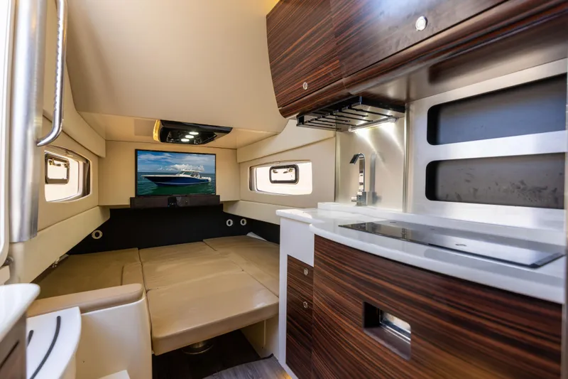 Nelli Bear Yacht Photos Pics 