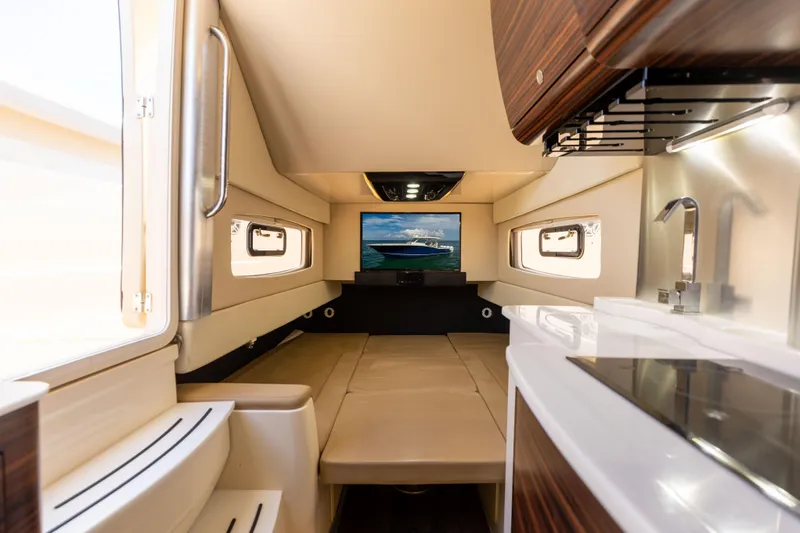 Nelli Bear Yacht Photos Pics 