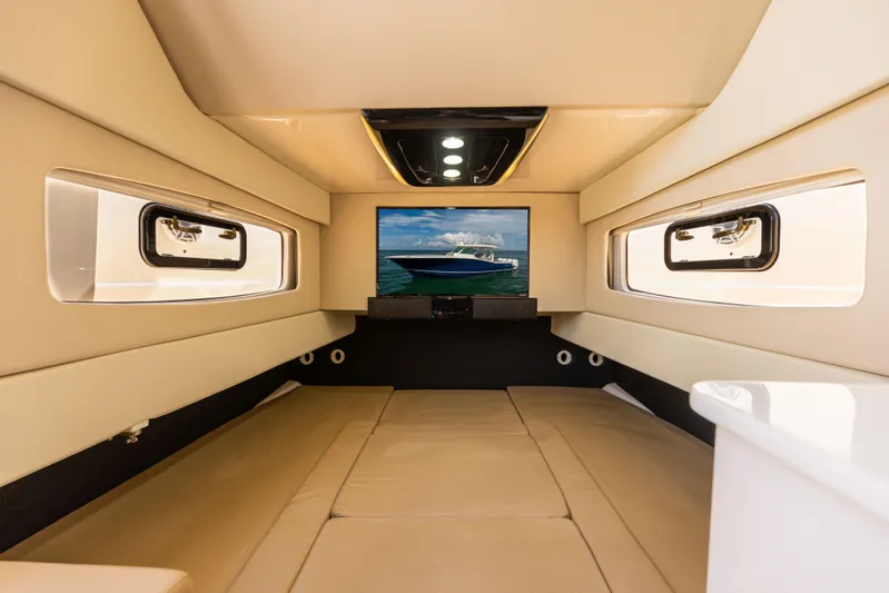 Nelli Bear Yacht Photos Pics 