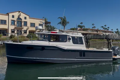Ranger Tugs R-27