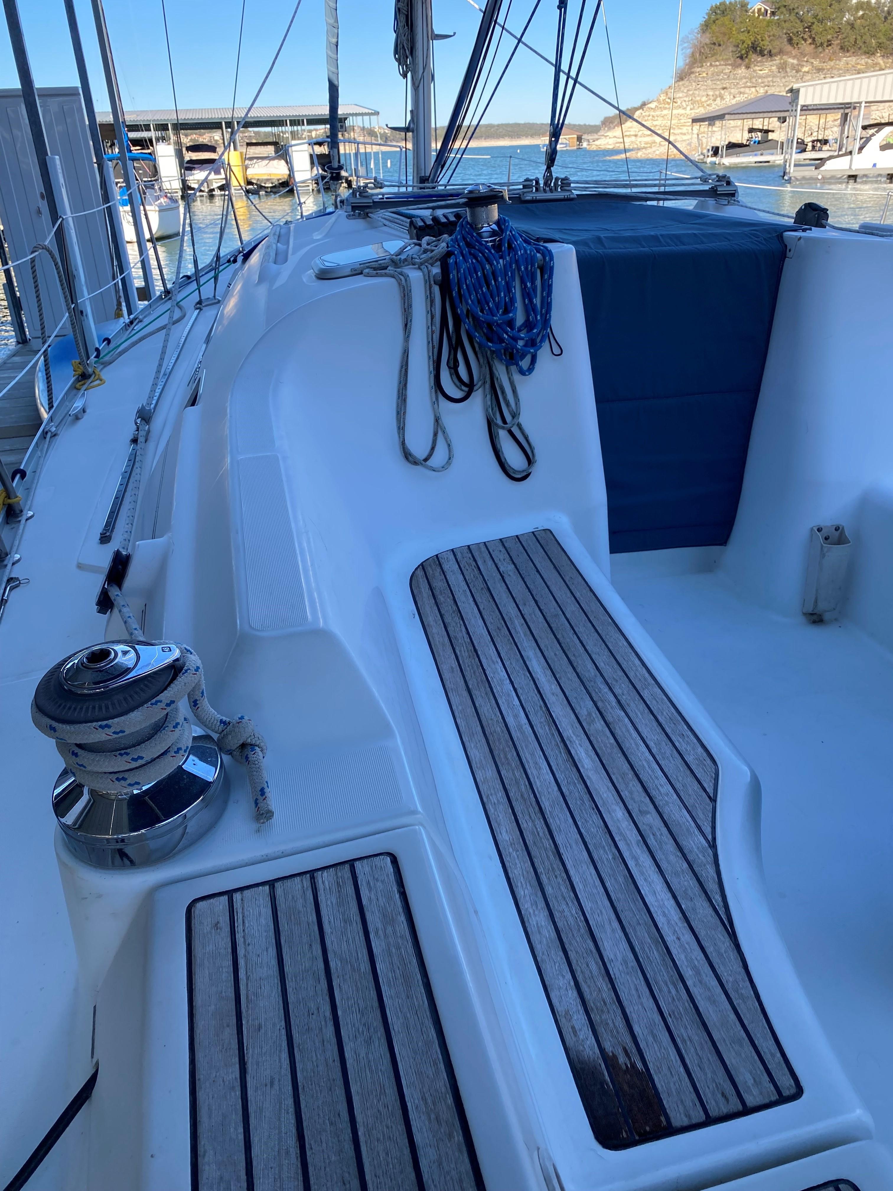 2005 Beneteau 373 Sloop for sale - YachtWorld
