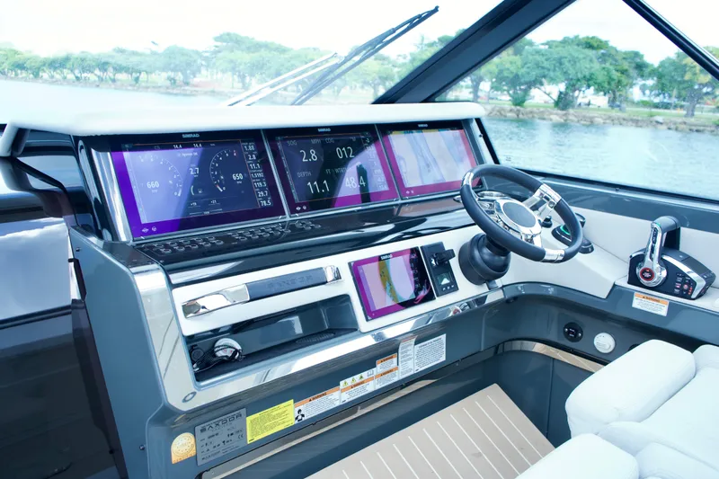 Sierra Tango VI Yacht Photos Pics 2025 Saxdor 400 GTO helm with advanced navigation displays and controls.