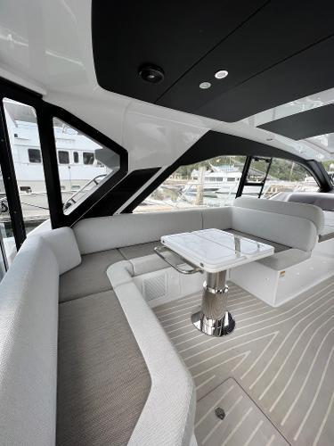 azimut yacht 51