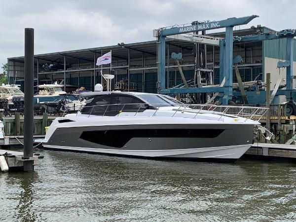2019 Azimut 51 