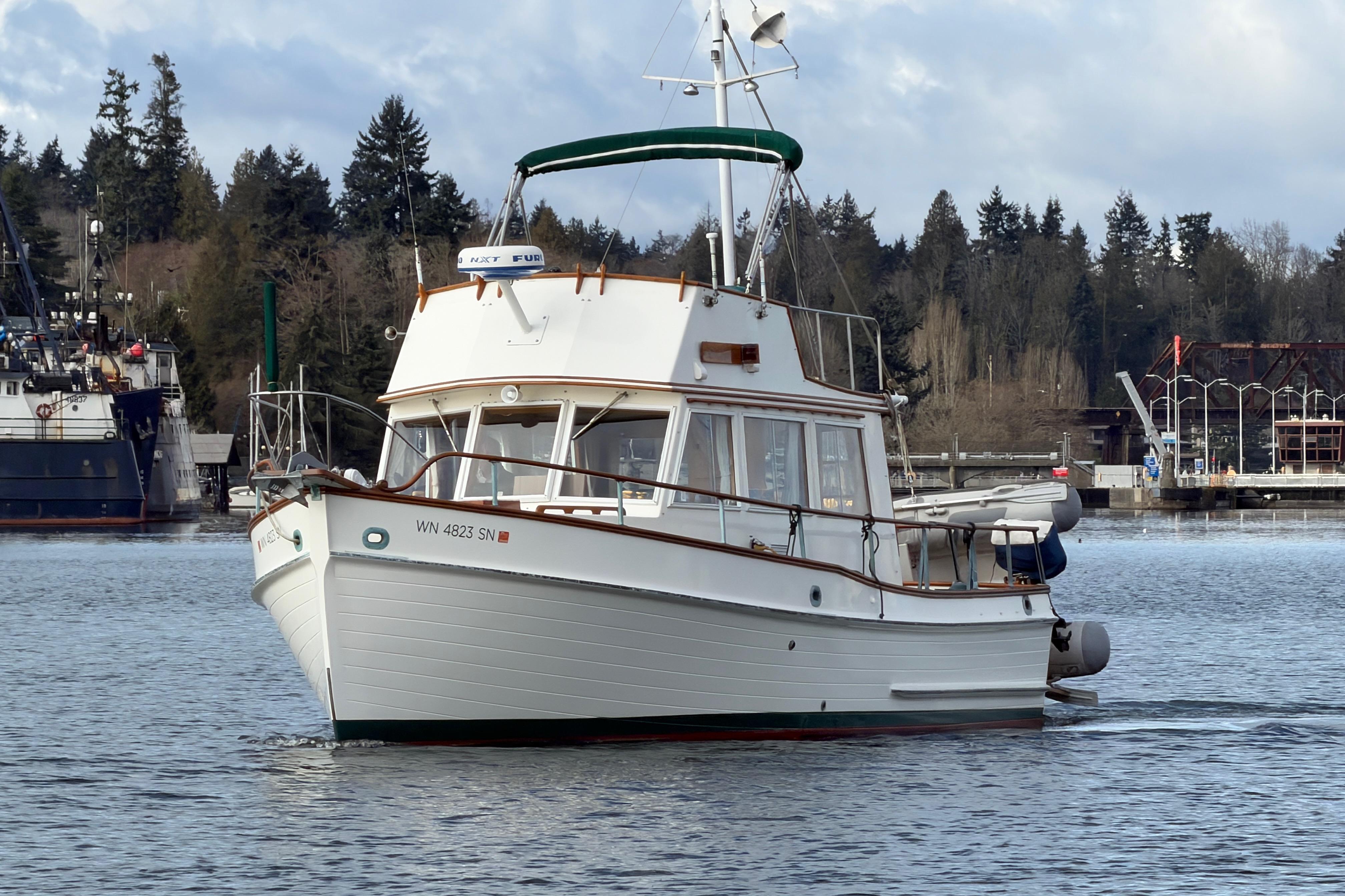 Grand Banks 32 Sedan