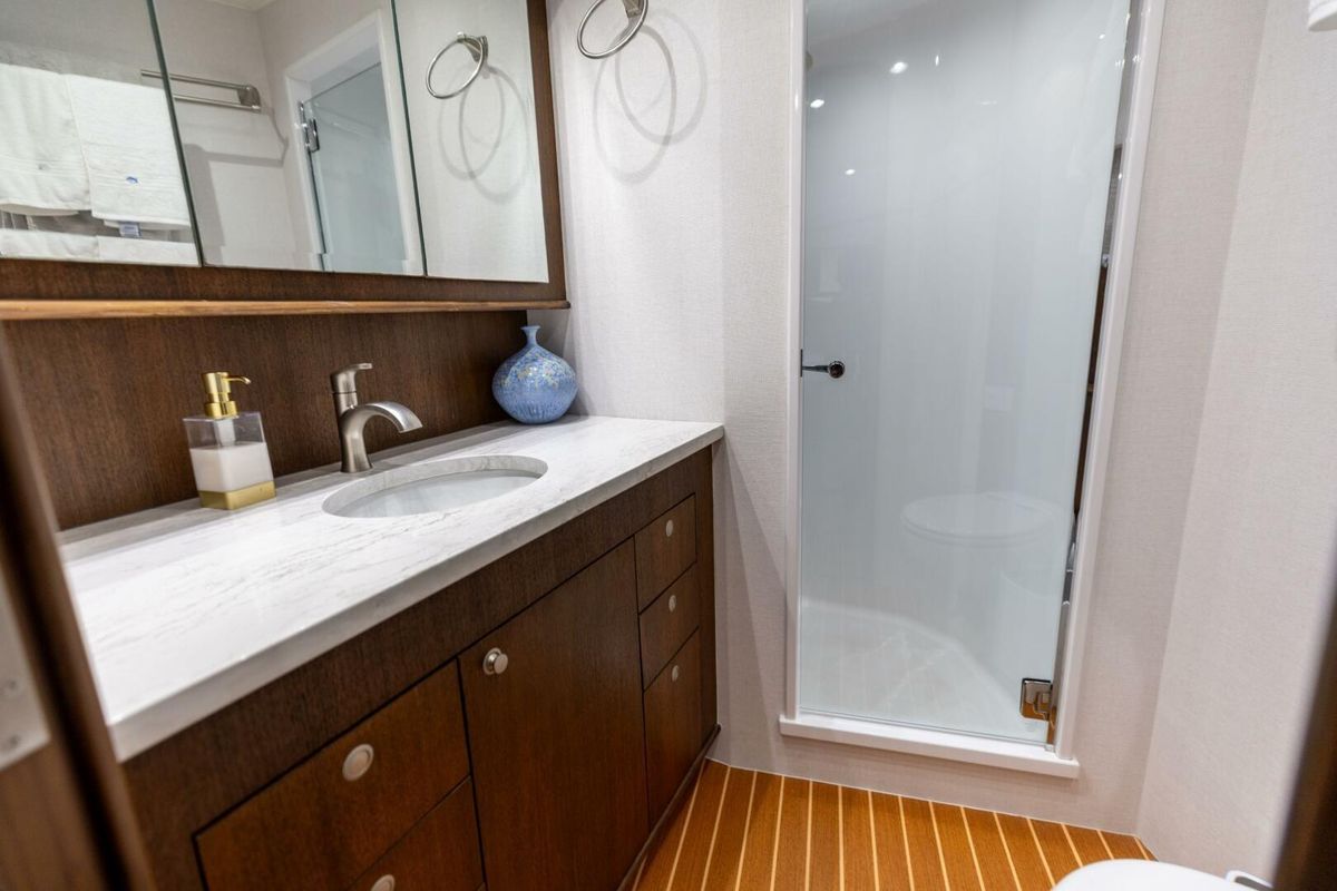 2000 Sunny Briggs 64 