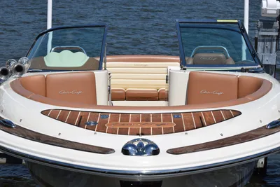 2014 Chris-Craft Launch 25