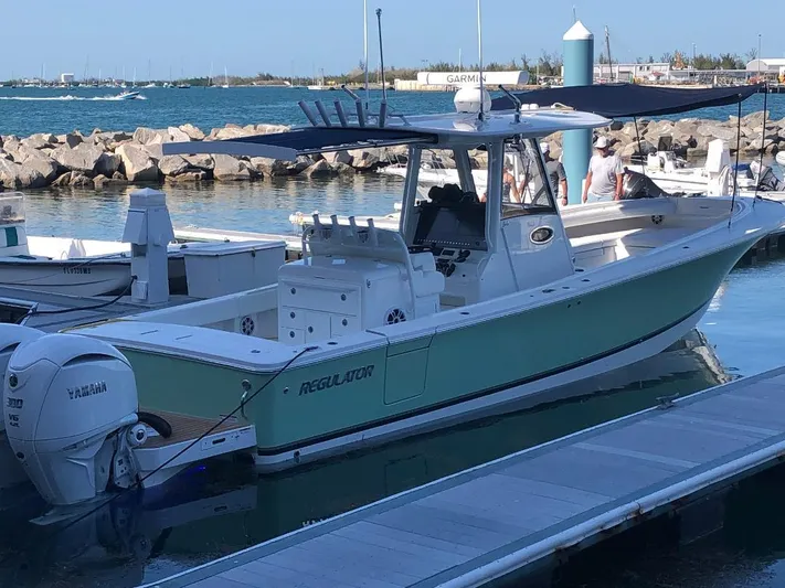 "endeavor" Yacht Photos Pics 