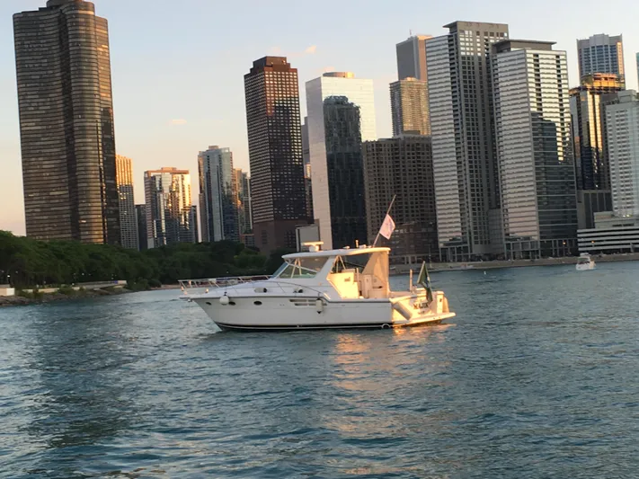 Majik Act III Yacht Photos Pics 