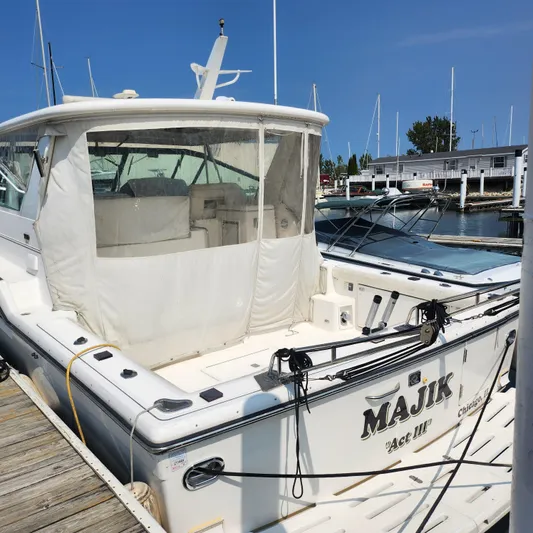 Majik Act III Yacht Photos Pics 