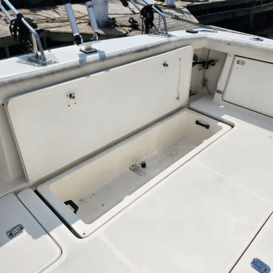 Majik Act III Yacht Photos Pics 