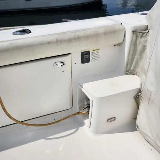 Majik Act III Yacht Photos Pics 