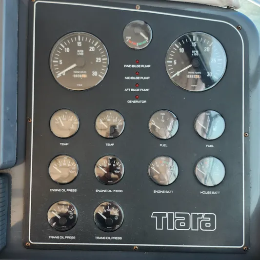 Majik Act III Yacht Photos Pics 