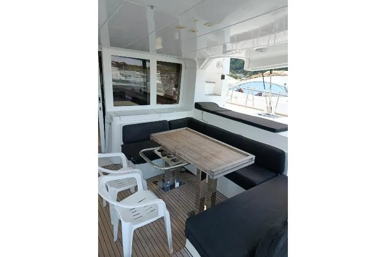 Costabella Yacht Photos Pics Costabella - Cockpit View (4)