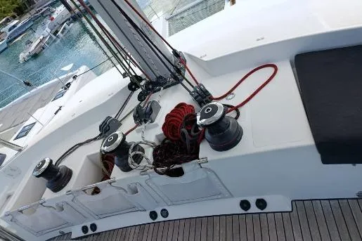 Costabella Yacht Photos Pics Costabella - Mast Base