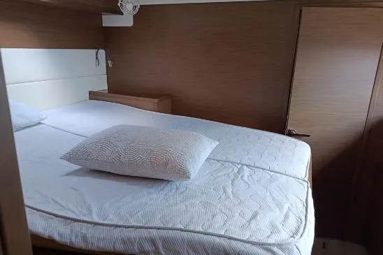 Costabella Yacht Photos Pics Cabin View (4)