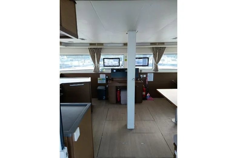 Costabella Yacht Photos Pics Costabella - Salon & Compression Post